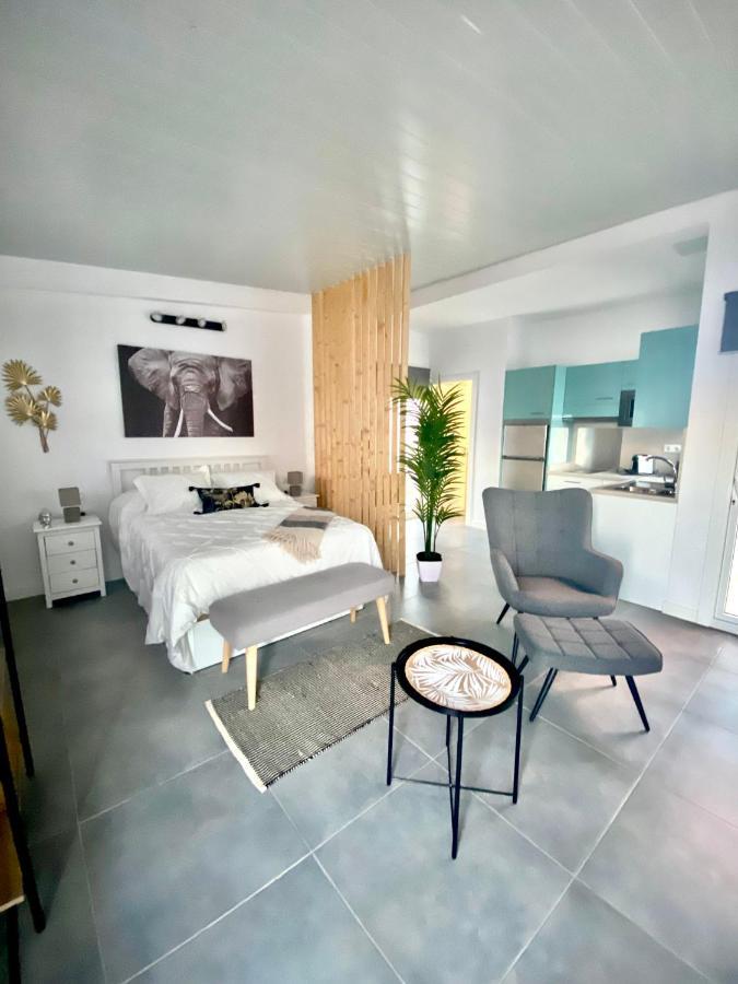 Villa Residencial El Guaidil Triquivijate Bagian luar foto